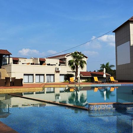 Cotton County Club And Resort Hubli Dış mekan fotoğraf