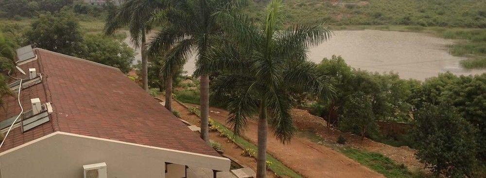Cotton County Club And Resort Hubli Dış mekan fotoğraf