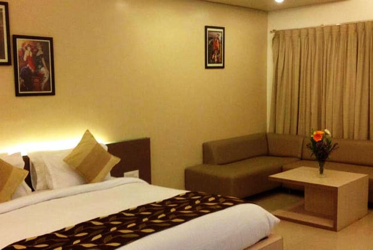 Cotton County Club And Resort Hubli Dış mekan fotoğraf