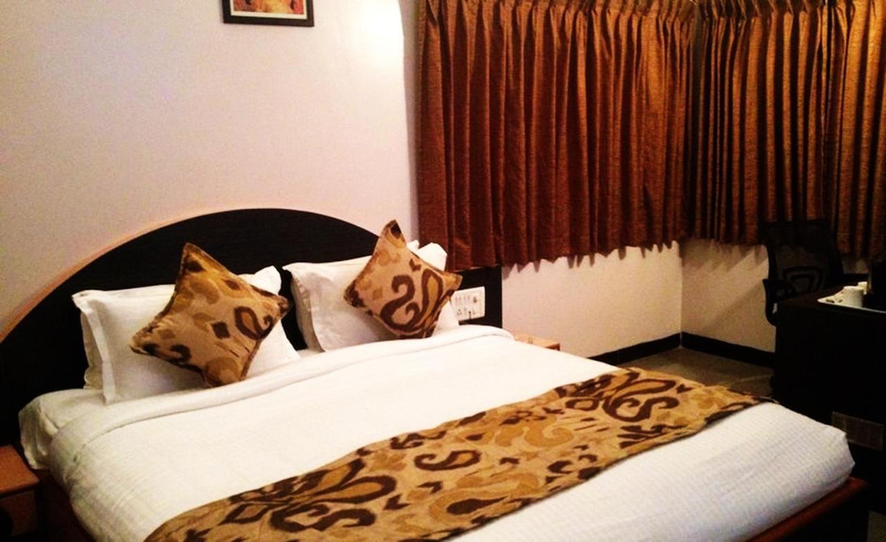Cotton County Club And Resort Hubli Dış mekan fotoğraf