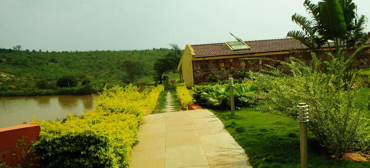 Cotton County Club And Resort Hubli Dış mekan fotoğraf